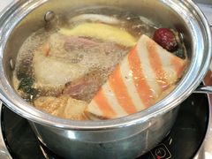 -鲸之味回转自助小火锅(钟鼎名悦店)