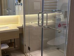 -兴芮温泉度假区