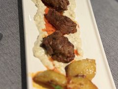 -Efes Turkish & Mediterranean Cuisine 艾菲斯餐厅(陆家嘴店)