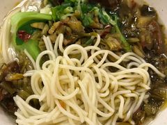 酸菜烧肉拉面-面点王(石厦分店)
