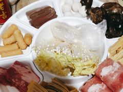 -鸡遇虾煲干锅火锅(小寨金莎店)