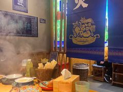 -洱火云南酸菜牛肉火锅(石景山当代商城店)