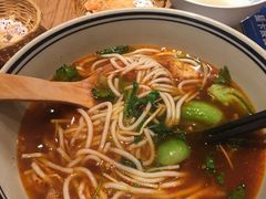 -刀小蛮半只鸡过桥米线(家乐福四元桥店)