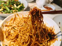 -初蓉丨遇见新川菜(亲贤街荣耀店)