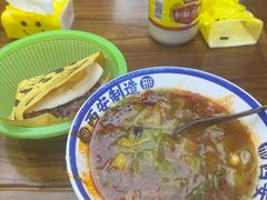 -邢老三肉丸糊辣汤(凤城六路店)