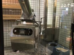 -LO CALCOW卡路力轻食主义餐厅(陆家嘴店)