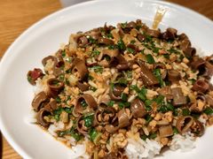 海肠捞饭-吕氏疙瘩汤·新鲁菜(济南万象城店)