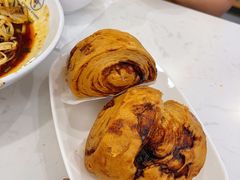 -李与白包子铺(桐梓林店)