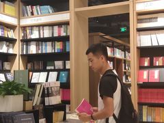-覔书店(壹方城店)