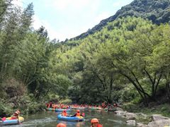 -雅鲁激流探险漂流