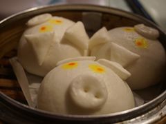金沙肥猪包-点点心点心专门店(旺角店)