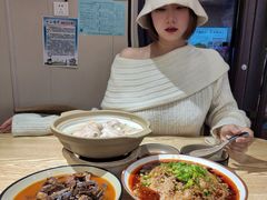 -叁煨蹄花·下饭盐帮菜(人民广场店)