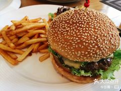 -LUCCA卢卡西班牙海鲜饭(远洋广场店)