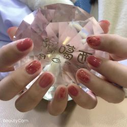 -阿噶西美甲美睫
