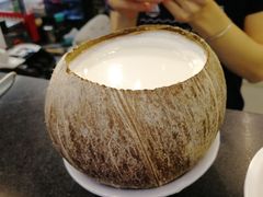 -椰爺爺·椰子冻砵仔糕