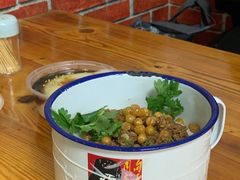 金牌炸酱米线-胖胖板凳面