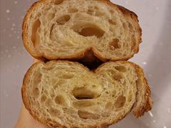牛角面包-老梦面包 CHEZMOREL(三源里店)