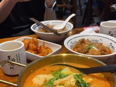 -黑白电视长沙小吃(美林M·LIVE天地东座店)