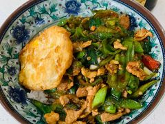 辣椒炒肉盖玛饭-无名粉店(五一广场店)