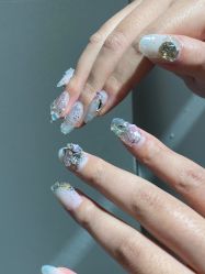 -M Nails & Beauty美甲美睫美体