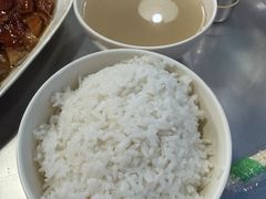 -华香鹅快餐店