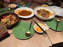 -耶里夏丽·丝路国际·新疆餐厅(浦东区东方路店)