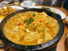 石锅海胆豆腐-日月昇海鲜码头(开发区五彩城店)
