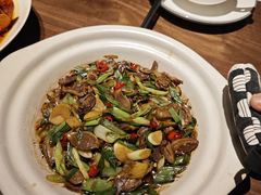 泡椒鸡杂砂煲-马头巷·食景园(苏州总店)