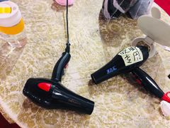 -领晟体育蓝天花园室内游泳馆