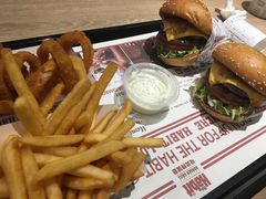 -The Habit Burger Grill 哈比特汉堡(爱琴海店)
