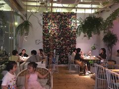 -春树下·树屋花房西餐厅(罍街AS1980店)