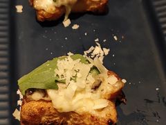 超值奶香芝士菌菇TAPAS-必胜客(上海新南方商城PH店)