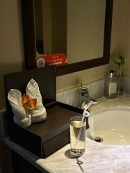 -禾颜社·精致美容