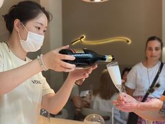 -VERIE BAKEHOUSE