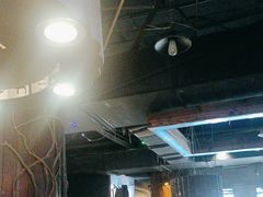 -YOGO优果密室逃脱(新佳丽广场店)
