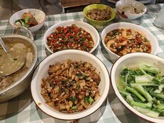 -彭耕记猪油炒小菜(吉联mall店)