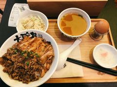 -熊吞·大碗丼烧肉饭(济宁万达广场店)