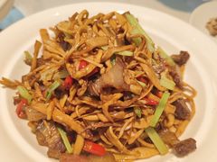 -湘当有饭剁椒鱼头(昆山招商花园城店)