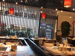 -尚尚仙·酸汤猪手·猪肚鸡火锅(华联万柳购物中心店)