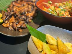 -Ameigo梅果·云贵川bistro(长宁来福士店)