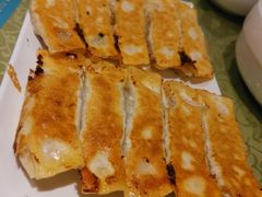 三鲜肉锅贴-春江饭店(共青团路总店)