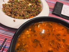 -香巴拉云南餐厅(华莱坞店)