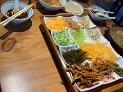 -怪噜范·老贵阳街头名小吃(鸿通城店)