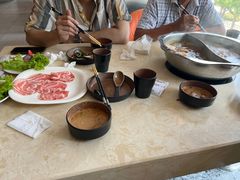 -歪小孩山野鲜货火锅店(银河名座店)