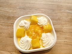 -皇冠幸福里动物奶油生日蛋糕(万达店)