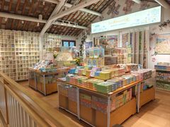 -猫的天空之城概念书店(苏州平江店)