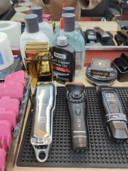 -Devilhands Barbershop男士理容店