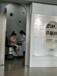 -唯儿诺儿童医院·儿科·眼科(新天地店)