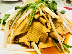 -吴记酱骨炖菜馆(西大直街店)