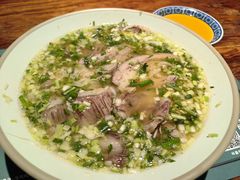 -八月美食小馆(银泰城总店)